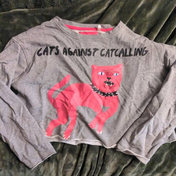Zara Larsson x HM Cats against cat calling crop sweatshirt - Picture 1 of 4